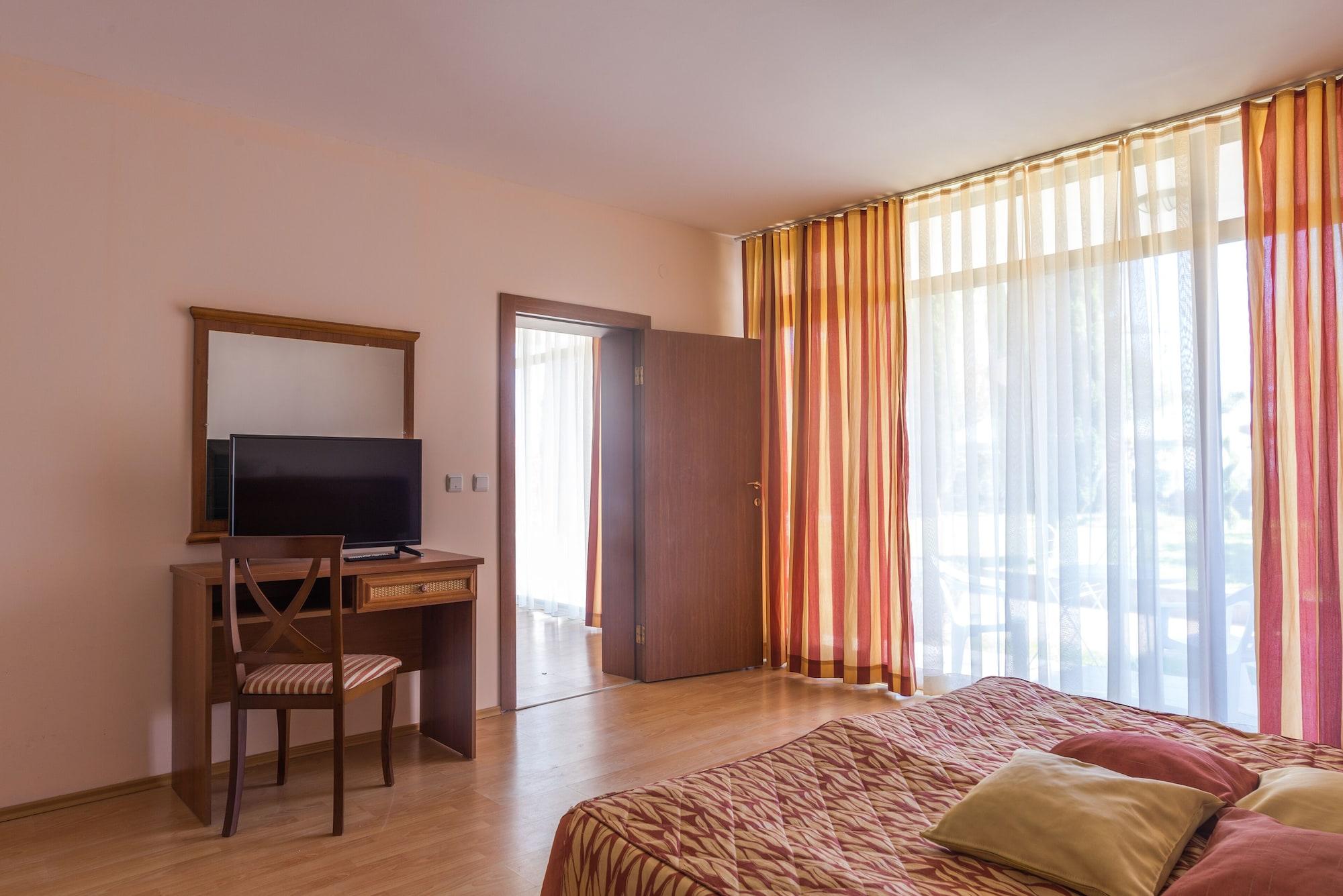 Tiva Del Mar Beach Hotel Sveti Vlas Exterior photo