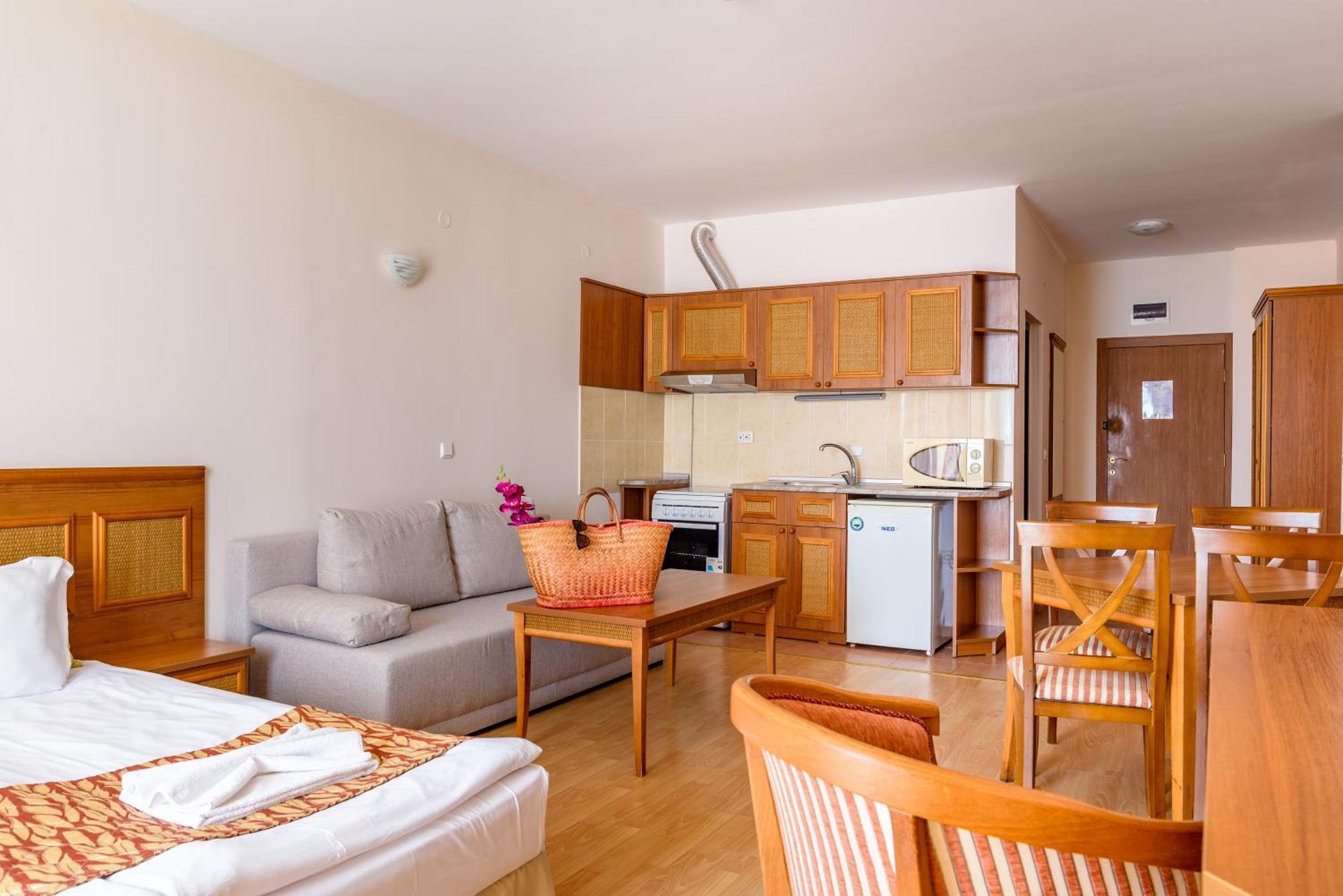 Tiva Del Mar Beach Hotel Sveti Vlas Exterior photo